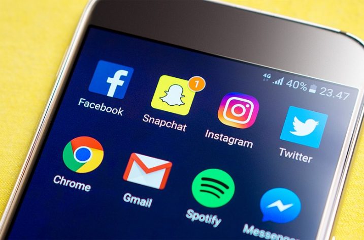 Become A Cam Girl Superstar on Instagram, Snapchat, and Twitter