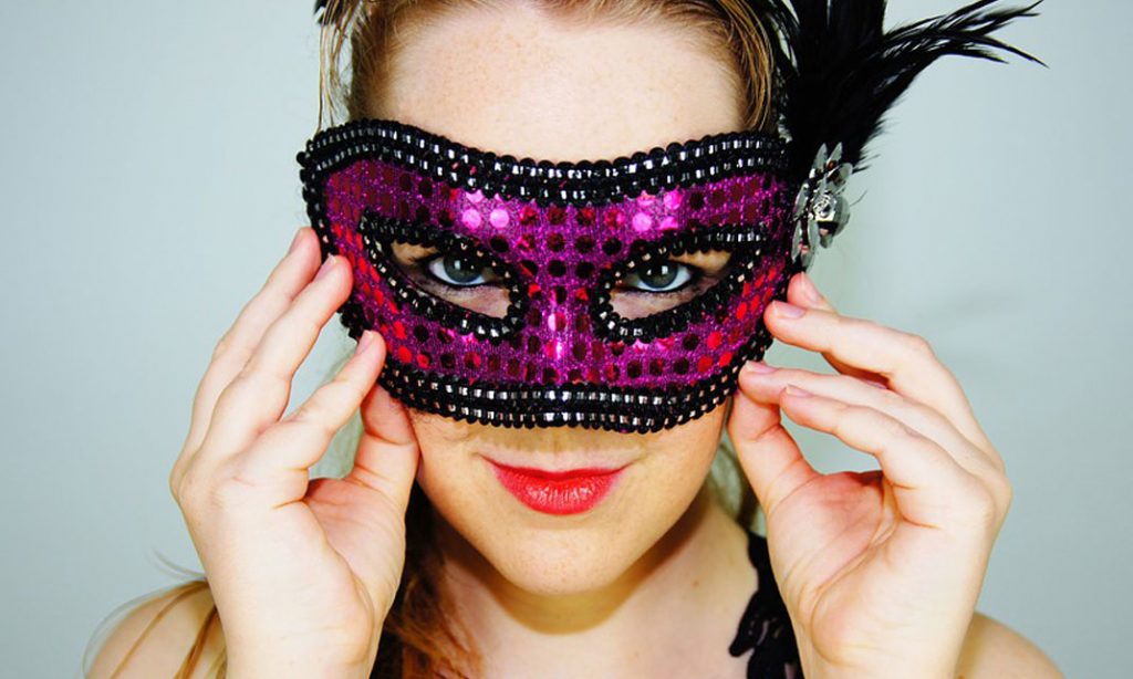 Camgirl 101: Why And How To Keep Yourself Private