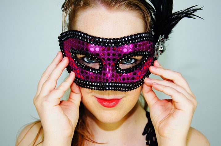Camgirl 101: Why And How To Keep Yourself Private